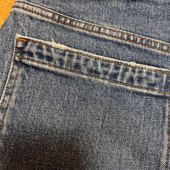 Madewell The Denim Elliot Dark Patch Pocket Jean Shorts - Picture 8 of 15